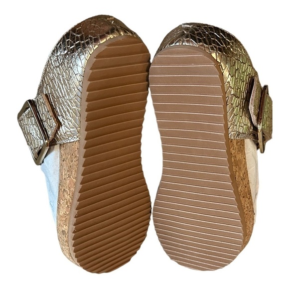 Walking Cradle Phoebe Sandal: Gold Metallic Crackle Leather/Cork Bottom - Picture 10 of 13